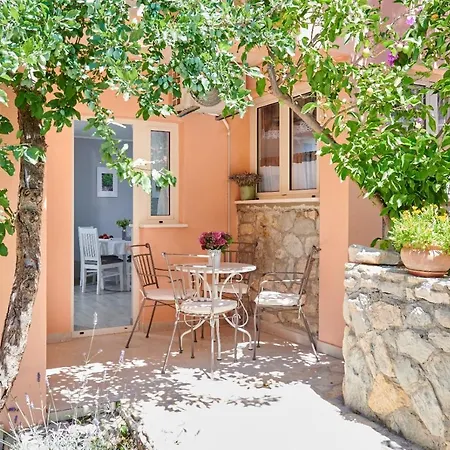 Oaza Apartamento Trogir