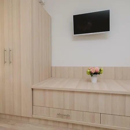 Oaza * Τρογκίρ